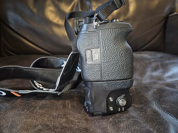 Product image 1 of 8