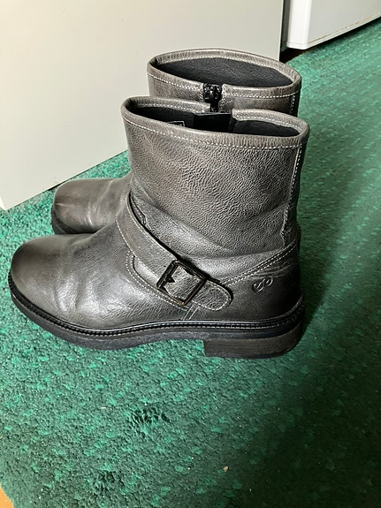 Product image 1 of 7