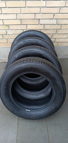 Product image 1 of 8