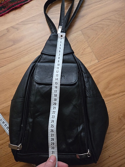 Product image 16 of 18