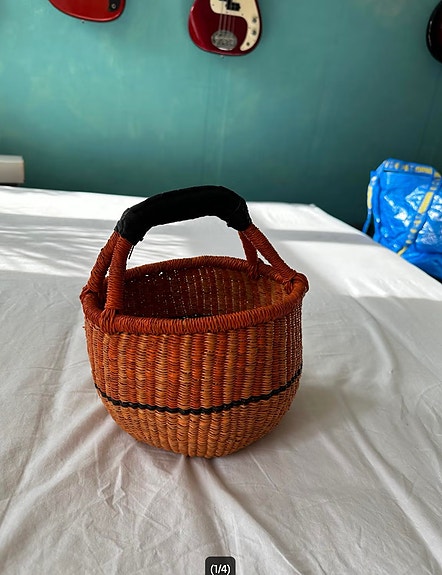 Product image 1 of 4