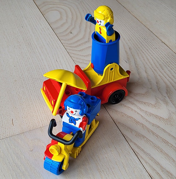 Product image 1 of 4