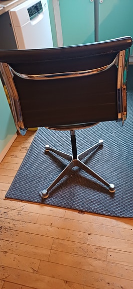 Product image 1 of 5