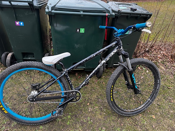 Product image 1 of 7