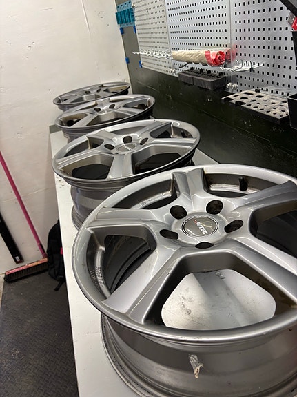 Product image 1 of 7