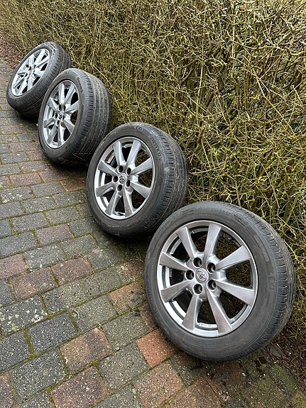 Product image 1 of 3