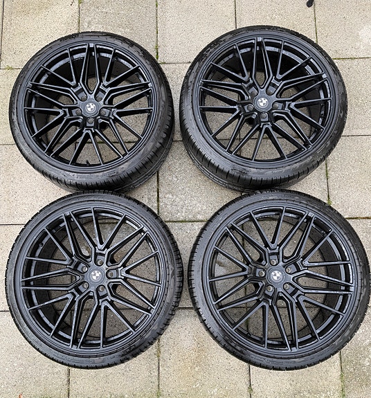 Product image 1 of 9