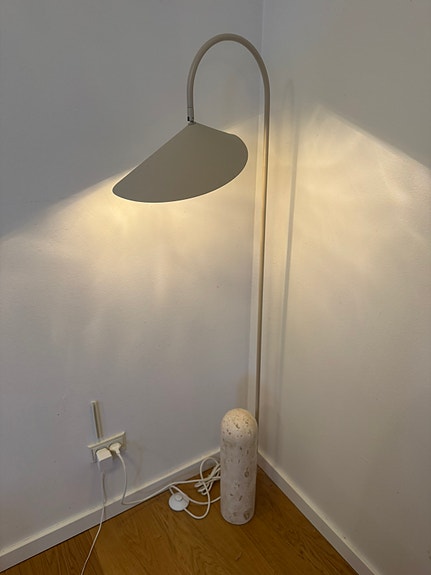 Product image 1 of 9