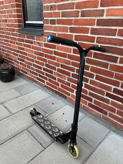 Product image 1 of 5