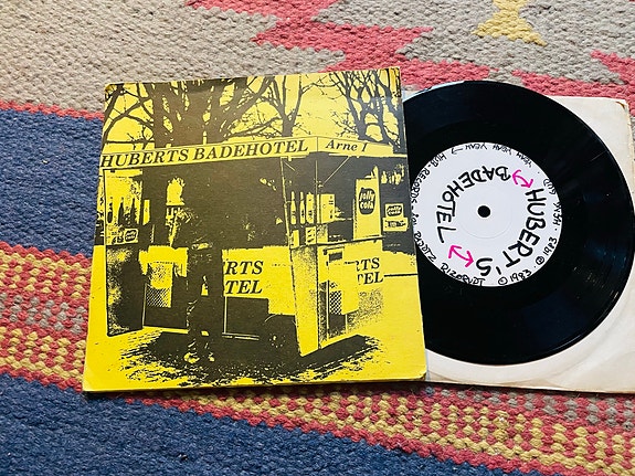 Product image 1 of 2