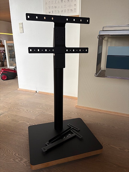 Product image 1 of 6