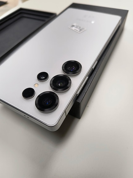 Product image 1 of 4