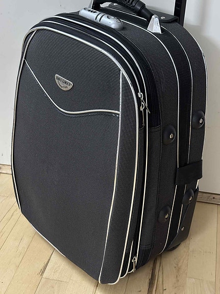 Product image 1 of 5