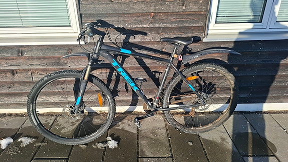 Product image 1 of 9