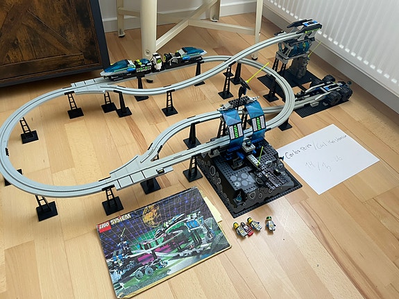 Product image 1 of 4