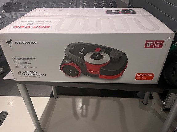 Product image 1 of 3