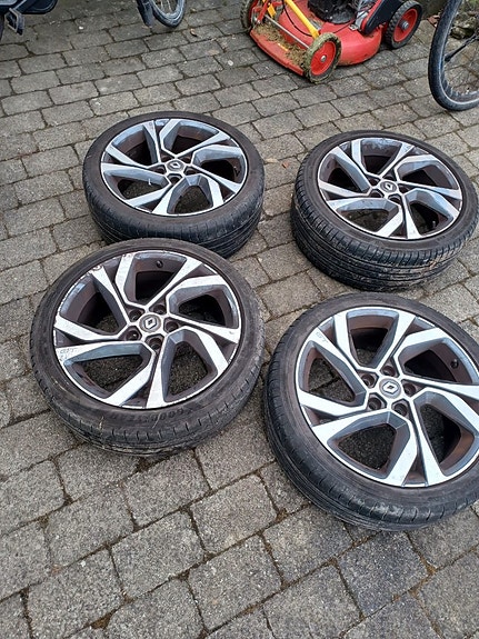 Product image 1 of 5