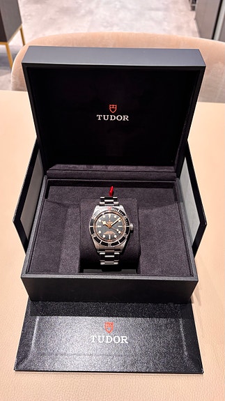 Product image 1 of 10