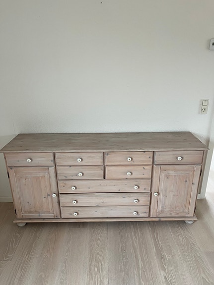 Product image 1 of 7