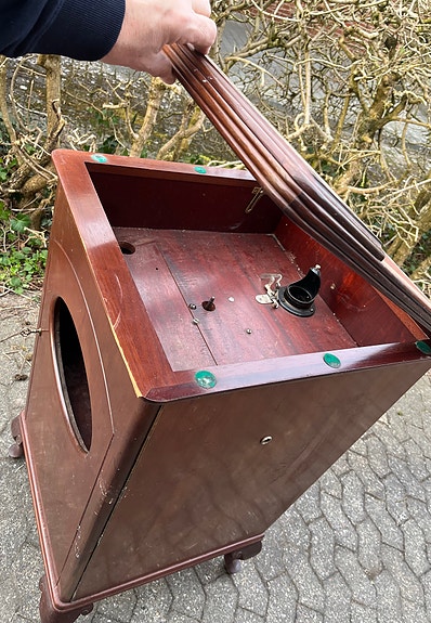 Product image 3 of 6