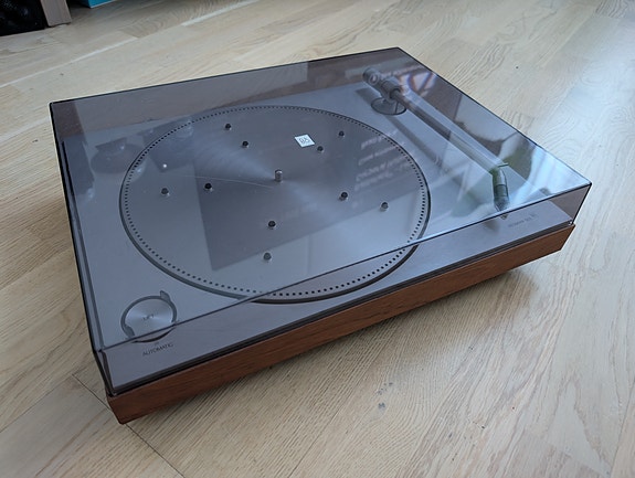 Product image 1 of 3