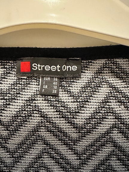 Product image 13 of 28