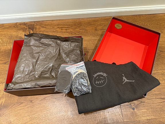 Product image 8 of 9