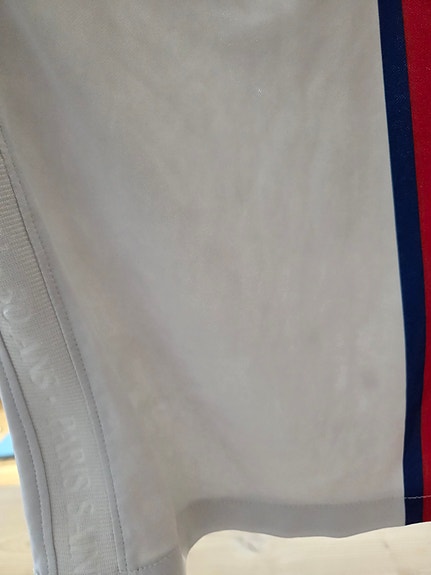 Product image 16 of 28