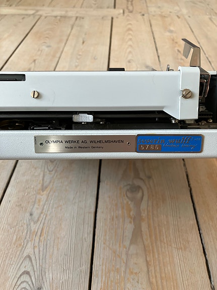 Product image 6 of 9