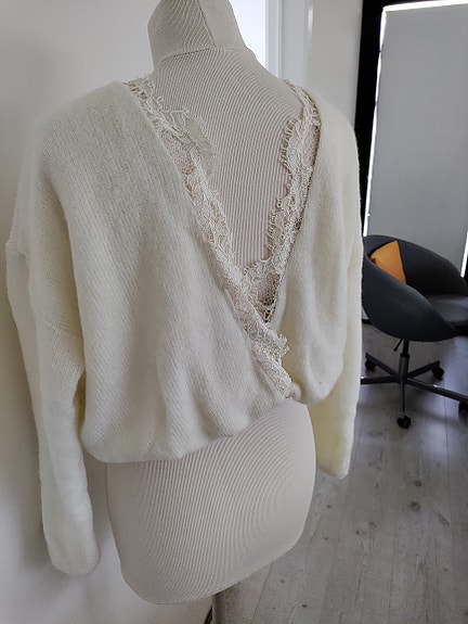 Product image 23 of 25