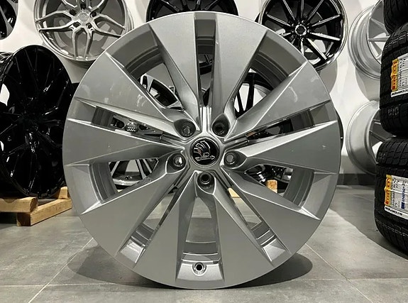 Product image 3 of 8