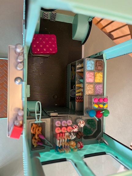 Product image 8 of 9