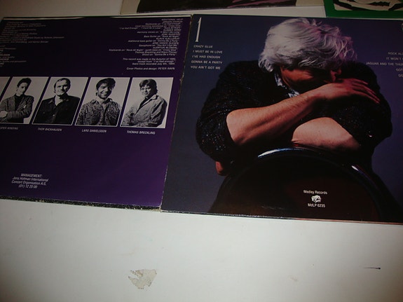 Product image 2 of 6