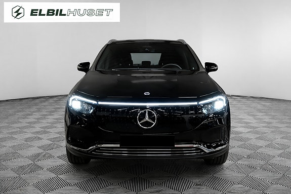 Mercedes EQA250+