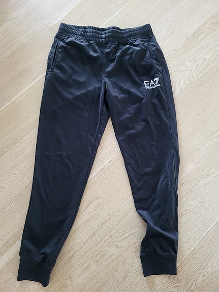 Product image 18 of 37