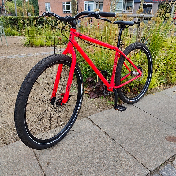 Product image 2 of 9