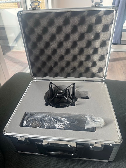 Product image 3 of 4