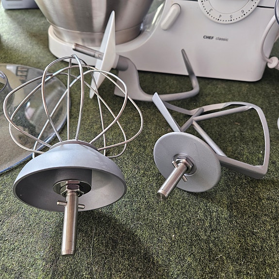 Product image 2 of 9