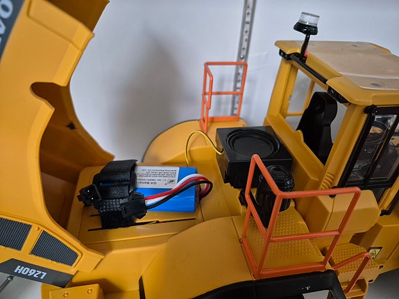 Product image 9 of 10