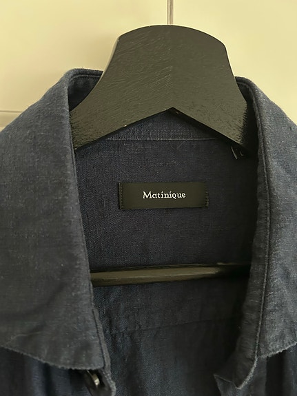 Product image 32 of 51