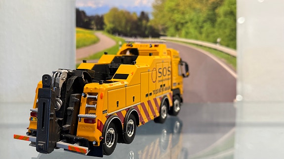 Product image 2 of 8