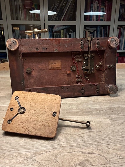 Product image 7 of 7