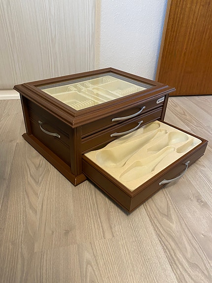 Product image 25 of 32