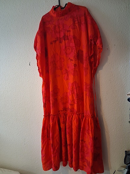 Product image 33 of 48