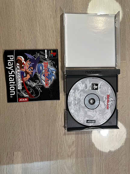 Product image 2 of 3