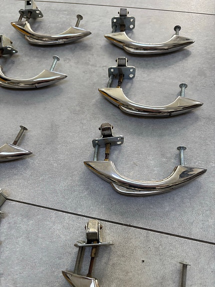 Product image 8 of 9