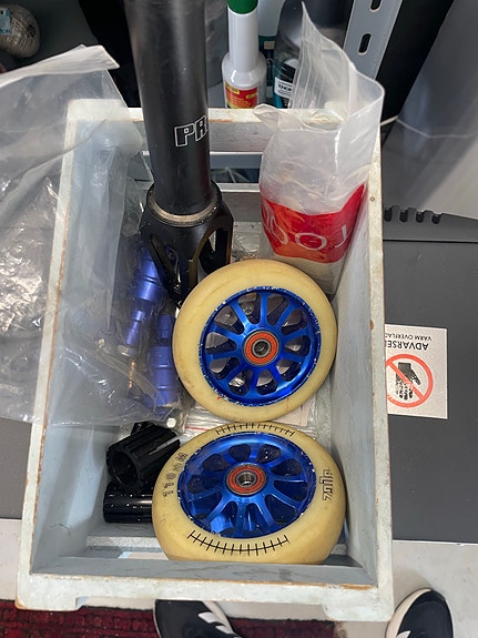 Product image 3 of 3