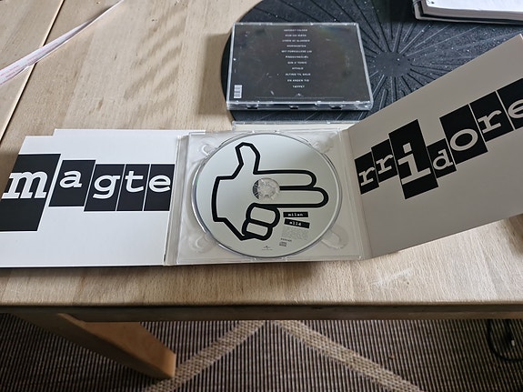 Product image 3 of 6