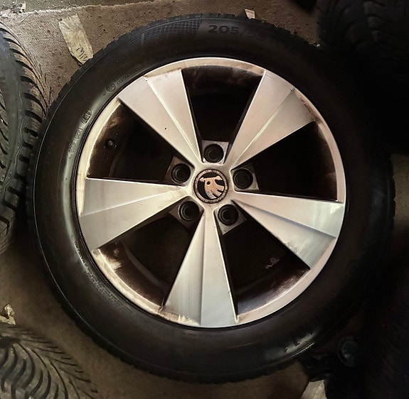 Product image 2 of 7