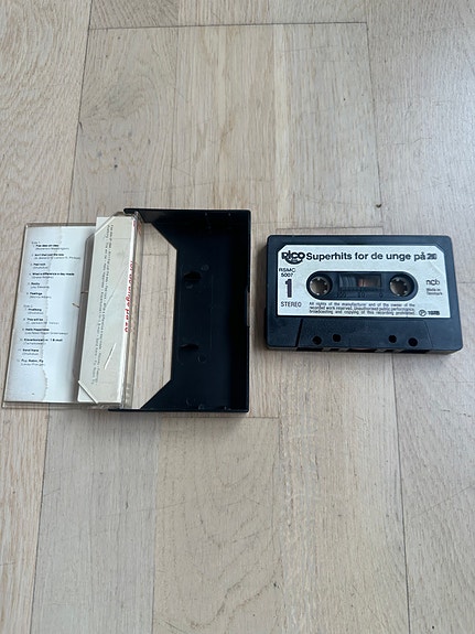 Product image 3 of 3